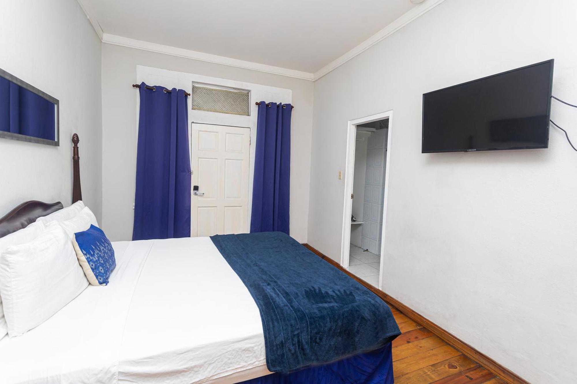 Hotel Caribic House à Montego Bay Extérieur photo
