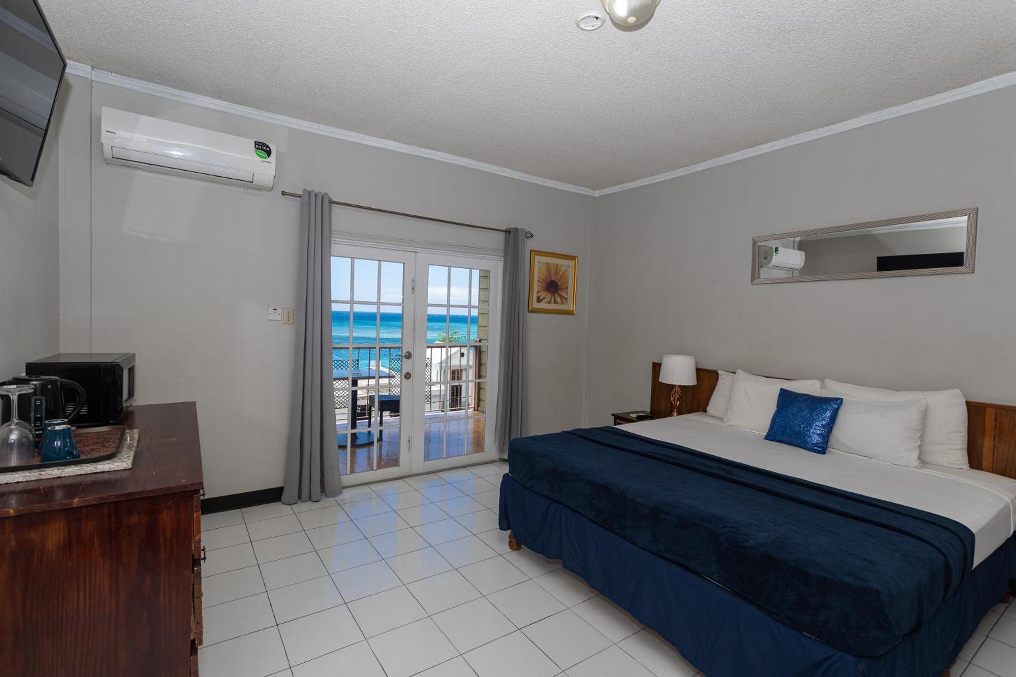 Hotel Caribic House à Montego Bay Extérieur photo
