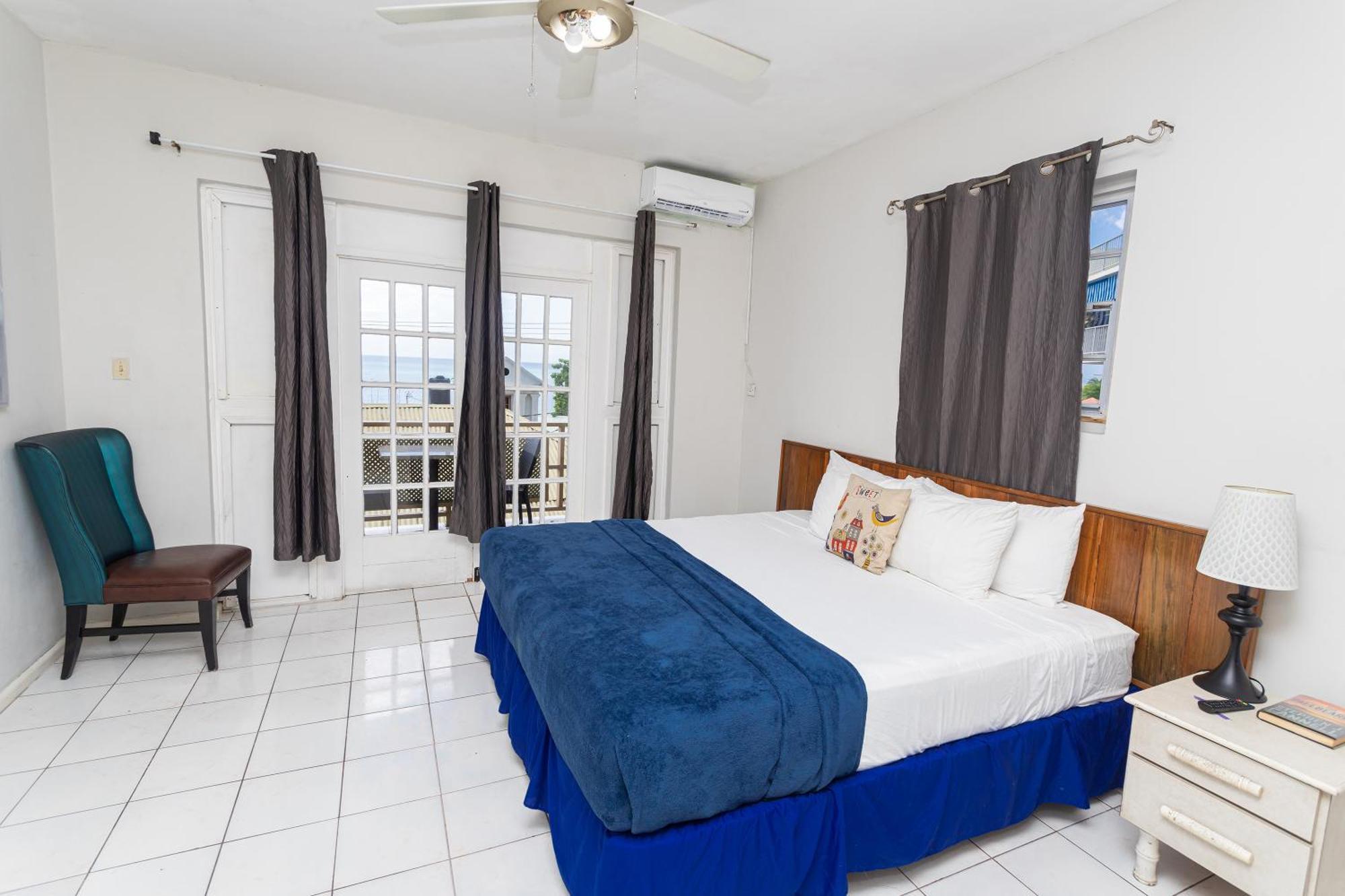 Hotel Caribic House à Montego Bay Extérieur photo